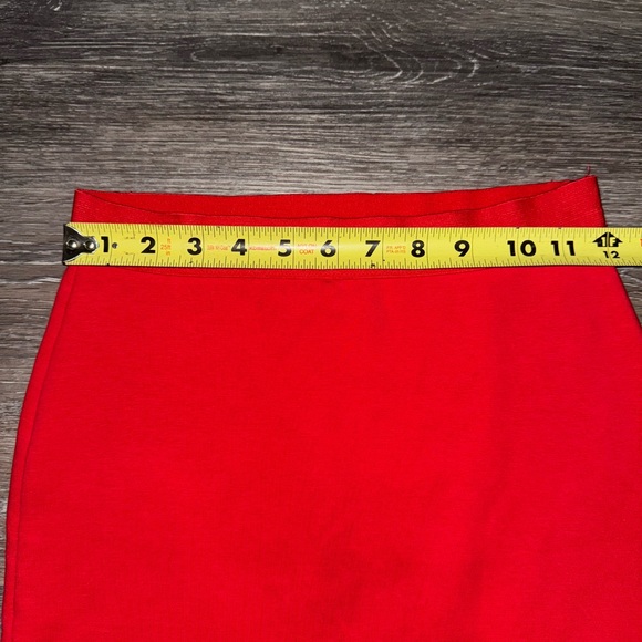 Zara Red Long Bodycon Maxi Skirt - Size Medium - Picture 4 of 5